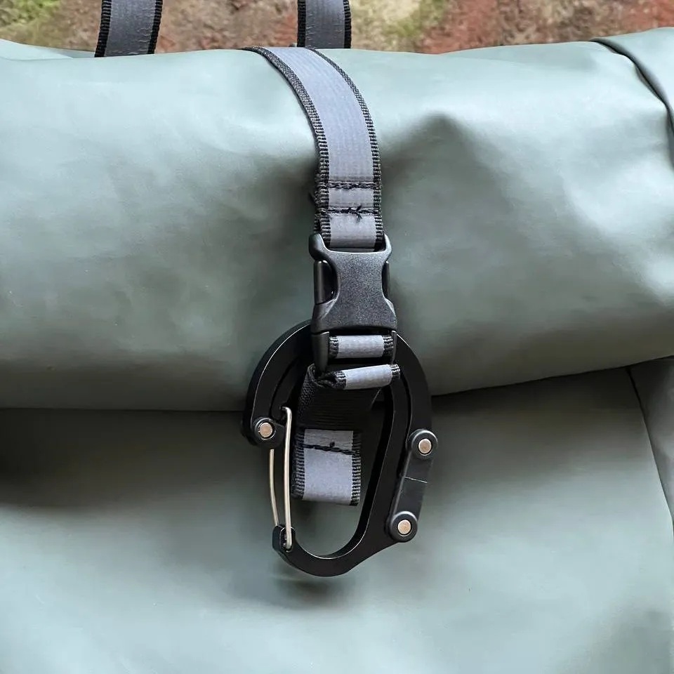 التخييم الهجين والعتاد كليب D- - مراجعة Carabiner Locking D وسعره